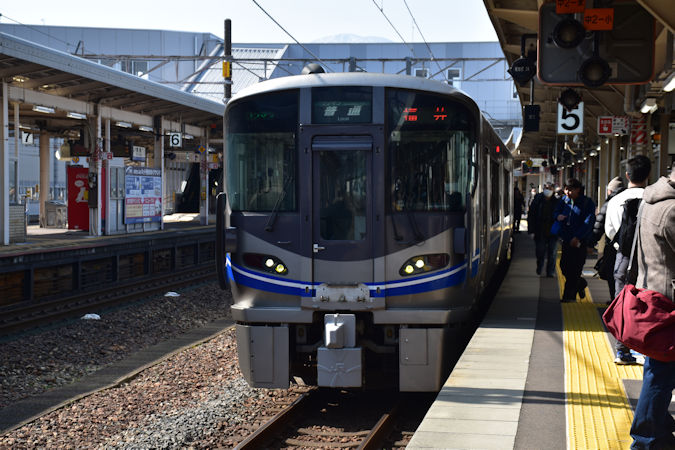北陸新幹線（金沢～敦賀間）開業前日の北陸本線